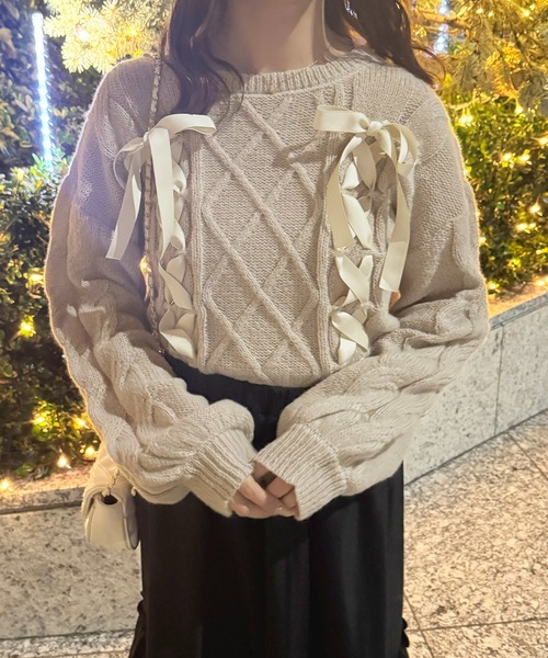 apres jour（アプレジュール）の「サテンレースアップニット【ZOZOTOWN限定アイテム】（ニット/セーター・レディース・ライトピンク/ベージュ/オフホワイト・X-LARGE/フリー）」の12枚目の写真