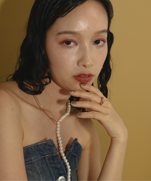 voov（ブーブ）の「【金属アレルギー対応】ツイスト ねじり ボリューム リング 指輪 ねじねじ お呼ばれ デイリー（リング・レディース・ゴールド/シルバー・11号）」の5枚目の写真