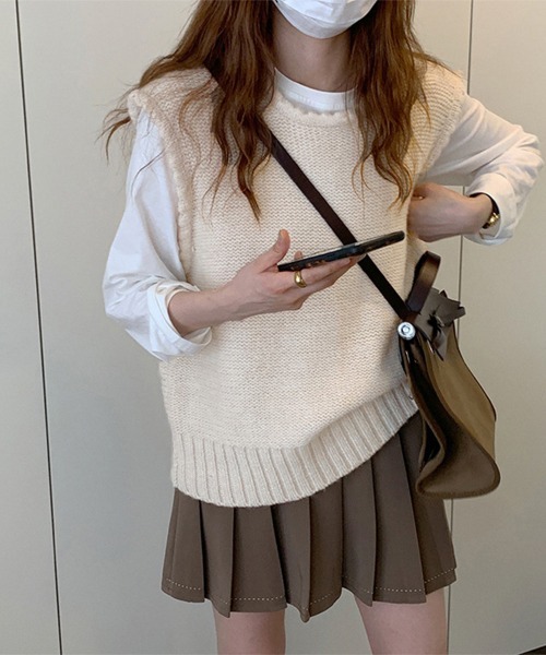 Miniministore(ミニミニストア)の「ニットベスト レディース ニットジレ(ベスト・レディース・ブルー/ライトブラウン/ホワイト/ベージュ/ブラック・フリー)」の7枚目の写真