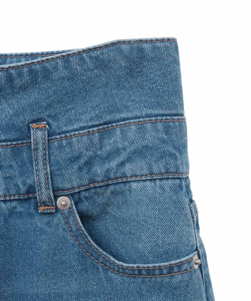 31 Sons de mode（トランテアン　ソン　ドゥ　モード）の「デニムワイドパンツ（デニムパンツ・レディース・インディゴブルー/サックスブルー・38/36）」の16枚目の写真
