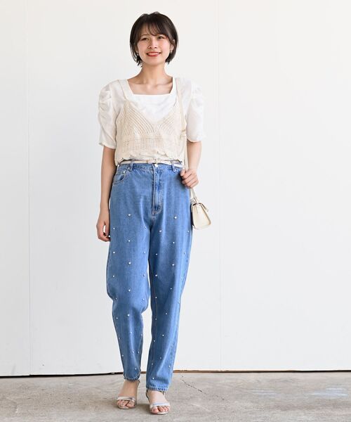 rps(アールピーエス)の「パールビジュー付きマムパンツ(デニムパンツ・レディース・ブルー/サックスブルー・M/L)」の13枚目の写真