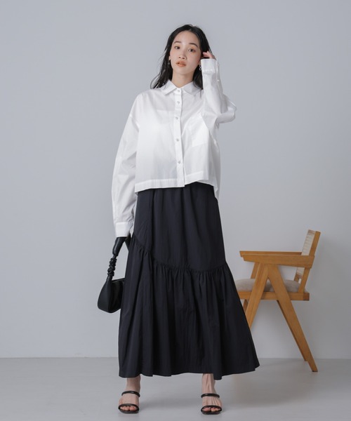 NANO universe(ナノユニバース)の「【追加生産】WEB限定 パールボタンクロップドシャツ(シャツ/ブラウス・レディース・ホワイト/サックスブルー/ピンク・FREE)」の5枚目の写真