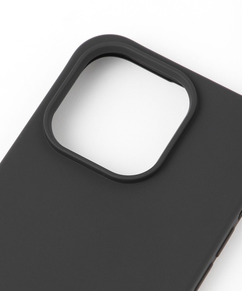 Me%（ミィパーセント）の「【iPhone15PRO対応】カラーフック付きiPhoneケース15PRO 104962（スマホケース/カバー・レディース・ブラック/ベージュ・FREE）」の6枚目の写真