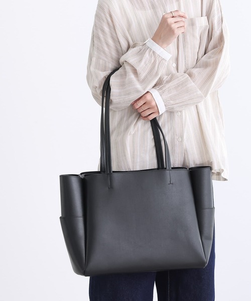 n'OrLABEL（ノアールレーベル）の「『軽量トートバッグ』（トートバッグ・レディース・アイボリー/グレイッシュベージュ/ブラック・FREE）」の8枚目の写真