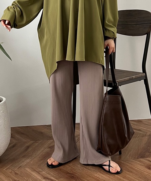 セール】【ISOOK / アイスー】プリーツセミフレアパンツ / プリーツ