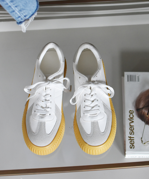 LAROUTE（ラルート）の「【LAROUTE】ジャーマントレーナー 厚底スニーカー（スニーカー・レディース・ブラック/アイボリー・36/37/38）」の2枚目の写真