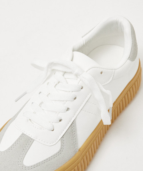 LAROUTE（ラルート）の「【LAROUTE】ジャーマントレーナー 厚底スニーカー（スニーカー・レディース・ブラック/アイボリー・36/37/38）」の7枚目の写真