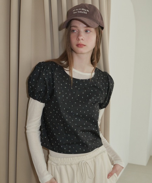 GIUNON（ジウノン）の「floral pattern blouse / フローラルパターンブラウス（シャツ/ブラウス・レディース・ブラック/クリーム・FREE）」の5枚目の写真