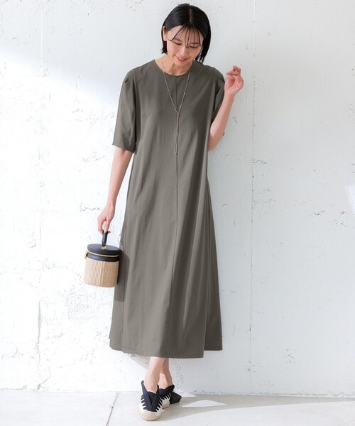 23区 S(ニジュウサンクチイサイサイズ)の「【洗える】ALBINIコーコラン タックスリーブ ワンピース(ワンピース・レディース・カーキ系/ブルー系/ブラック系・32)」の6枚目の写真