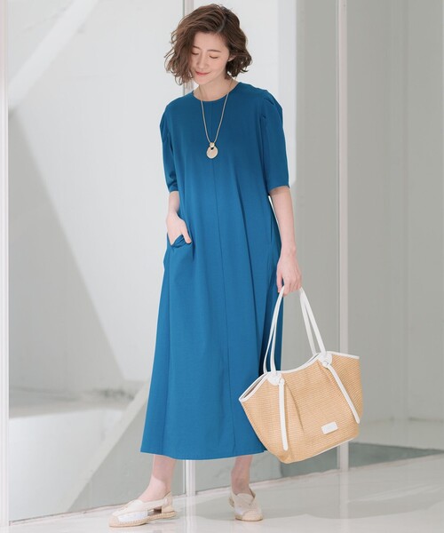 23区 S(ニジュウサンクチイサイサイズ)の「【洗える】ALBINIコーコラン タックスリーブ ワンピース(ワンピース・レディース・カーキ系/ブルー系/ブラック系・32)」の8枚目の写真