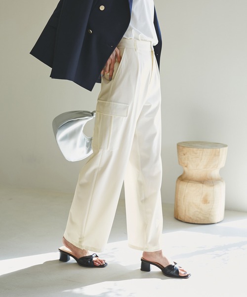 ROPE' PICNIC(ロペピクニック)の「カーゴパンツ(カーゴパンツ・レディース・キナリ/ネイビー/ベージュ/グレー・36/38)」の1枚目の写真