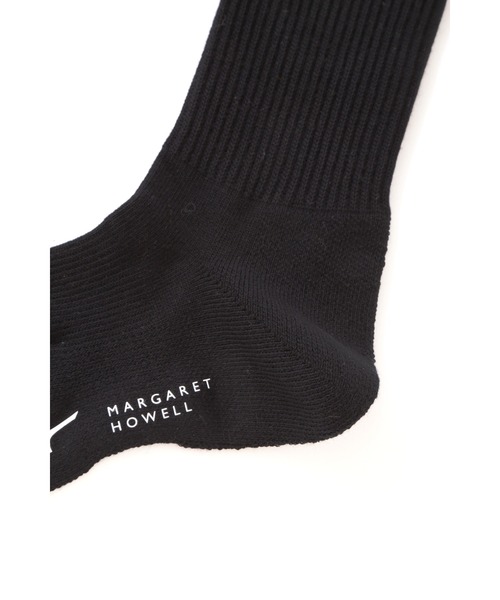 MARGARET HOWELL(マーガレットハウエル)の「PILE SOCKS(ソックス/靴下・レディース・ブラック/イエロー/ホワイト・-)」の5枚目の写真