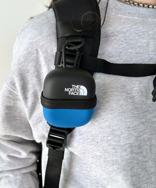 THE NORTH FACE（ザノースフェイス）の「国内未発売 THE NORTH FACE(ザ・ノースフェイス)/カラビナ付 ヌプシモールドポーチ バイカラーポーチ 小物入れ /NUPTSE MOLD POUCH（ポーチ・レディース・グリーン/レッド/イエロー/ブルー/クリーム/ブラック・FREE）」の10枚目の写真