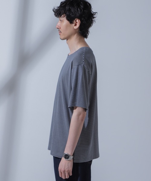 NANO universe(ナノユニバース)の「Anti Soaked(R) 汗染み防止 ピンボーダークルーネックTシャツ(Tシャツ/カットソー・メンズ・ホワイト/ブラウン/ネイビー・S/M/L)」の5枚目の写真