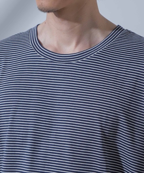 NANO universe(ナノユニバース)の「Anti Soaked(R) 汗染み防止 ピンボーダークルーネックTシャツ(Tシャツ/カットソー・メンズ・ホワイト/ブラウン/ネイビー・S/M/L)」の7枚目の写真