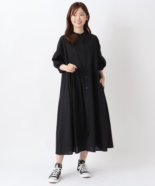 one'sterrace（ワンズテラス）の「タックギャザーワンピース（ワンピース・レディース・ブラック系8/サックスブルー系8/ベージュ系8・02）」の2枚目の写真