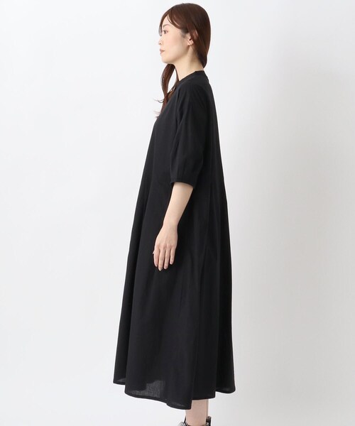 one'sterrace（ワンズテラス）の「タックギャザーワンピース（ワンピース・レディース・ブラック系8/サックスブルー系8/ベージュ系8・02）」の5枚目の写真