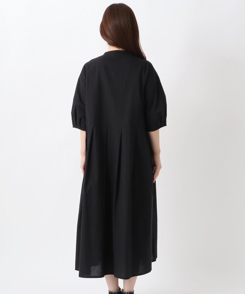 one'sterrace（ワンズテラス）の「タックギャザーワンピース（ワンピース・レディース・ブラック系8/サックスブルー系8/ベージュ系8・02）」の6枚目の写真