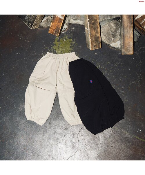 BREEZE（ブリーズ）の「コンバーチブルカーゴパンツ Directed by Sasya,HINATA.M,ITTA from KADOKAWA DREAMS（カーゴパンツ・キッズ・ブラック/オフホワイト・90/100/110/120/130/140/150/160）」の18枚目の写真