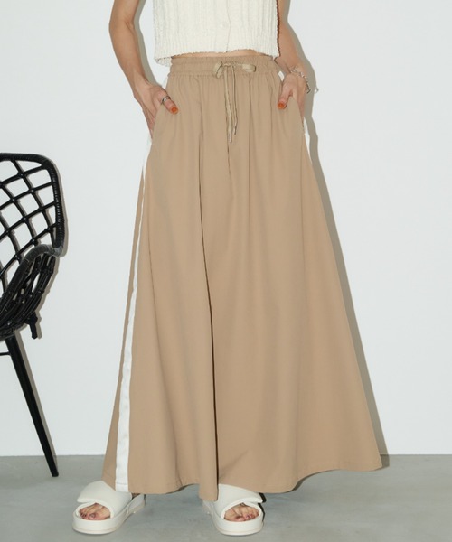 Auntie Rosa Holiday（アンティローザホリデー）の「サイドラインスカート（スカート・レディース・ブラック/ネイビー/ベージュ・マルチサイズ）」の16枚目の写真