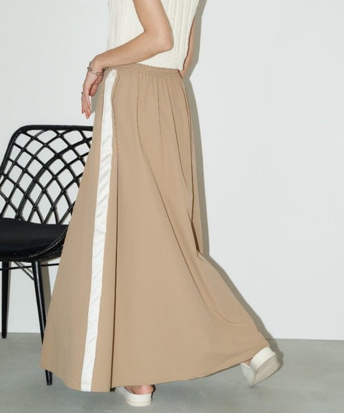 Auntie Rosa Holiday（アンティローザホリデー）の「サイドラインスカート（スカート・レディース・ブラック/ネイビー/ベージュ・マルチサイズ）」の17枚目の写真