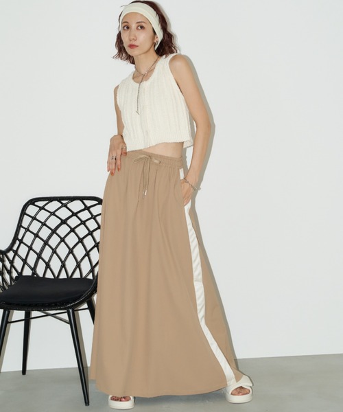 Auntie Rosa Holiday（アンティローザホリデー）の「サイドラインスカート（スカート・レディース・ブラック/ネイビー/ベージュ・マルチサイズ）」の9枚目の写真