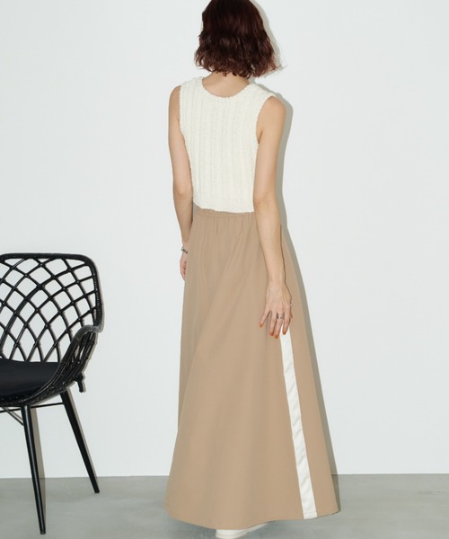 Auntie Rosa Holiday（アンティローザホリデー）の「サイドラインスカート（スカート・レディース・ブラック/ネイビー/ベージュ・マルチサイズ）」の13枚目の写真