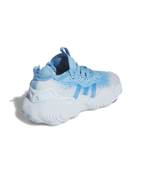 adidas（アディダス）の「adidas TRAE YOUNG 3 LOW（アディダス