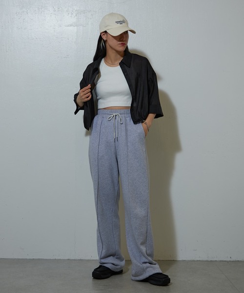 COLONY 2139(コロニートゥーワンスリーナイン)の「シアー裾ドロストクロップドシャツ(シャツ/ブラウス・レディース・サックスブルー/ブラック/グレー/オフホワイト・FREE)」の18枚目の写真