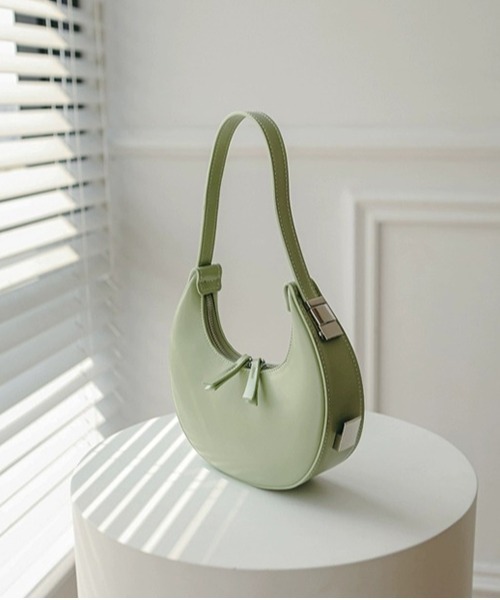 gossip!ロサンゼルス(ゴシップロサンゼルス)の「ハーフムーンショルダーバッグ(ショルダーバッグ・レディース・オフホワイト/ブラック/グリーン/ワイン・FREE)」の7枚目の写真