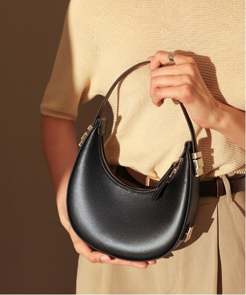 gossip!ロサンゼルス(ゴシップロサンゼルス)の「ハーフムーンショルダーバッグ(ショルダーバッグ・レディース・オフホワイト/ブラック/グリーン/ワイン・FREE)」の18枚目の写真