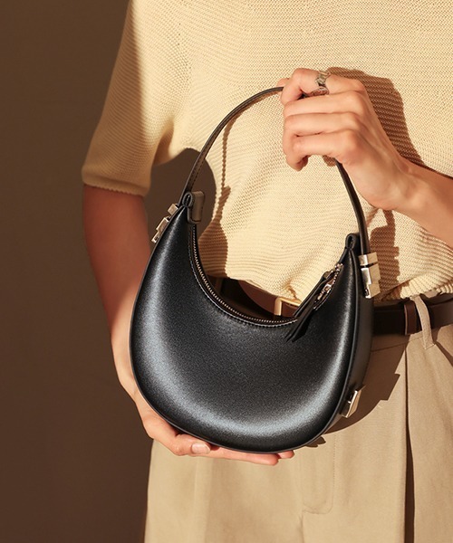 gossip!ロサンゼルス(ゴシップロサンゼルス)の「ハーフムーンショルダーバッグ(ショルダーバッグ・レディース・オフホワイト/ブラック/グリーン/ワイン・FREE)」の20枚目の写真