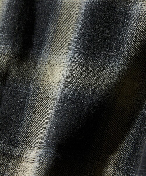 FREAK'S STORE（フリークスストア）の「FREAK’S STORE/フリークスストア TC BLEACH OMBRE OC SHIRT S/S オープンカラー オンブレチェック シャツ/ショートスリーブ/リラックスフィット/ブリーチ加工（シャツ/ブラウス・メンズ・グリーン/ホワイト/ブルー/ブラック・LARGE/MEDIUM）」の15枚目の写真