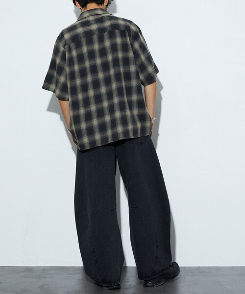 FREAK'S STORE（フリークスストア）の「FREAK’S STORE/フリークスストア TC BLEACH OMBRE OC SHIRT S/S オープンカラー オンブレチェック シャツ/ショートスリーブ/リラックスフィット/ブリーチ加工（シャツ/ブラウス・メンズ・グリーン/ホワイト/ブルー/ブラック・LARGE/MEDIUM）」の19枚目の写真