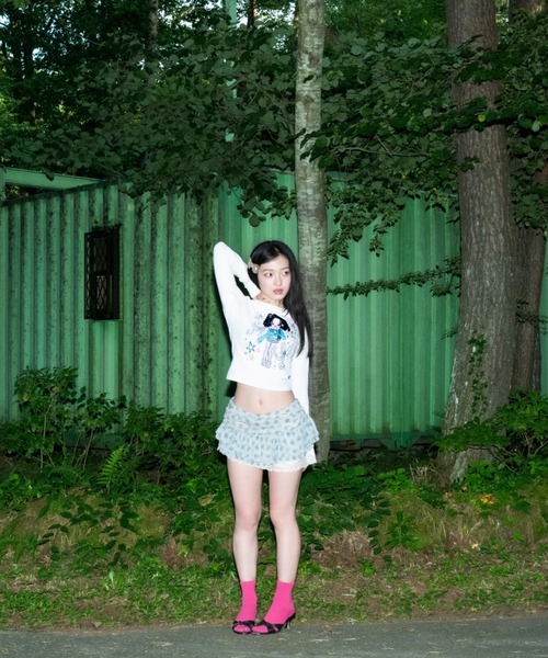 トップス hannah - selfish girl t-shirt INTER FACTORY（インターファクトリー）の「hannah - selfish