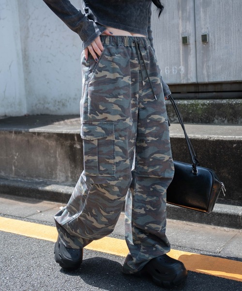 WEGO（ウィゴー）の「WEGO/ヴィンテージウォッシュパラシュートカーゴパンツ（カーゴパンツ・レディース・その他1・SMALL/X-SMALL/MEDIUM）」の6枚目の写真