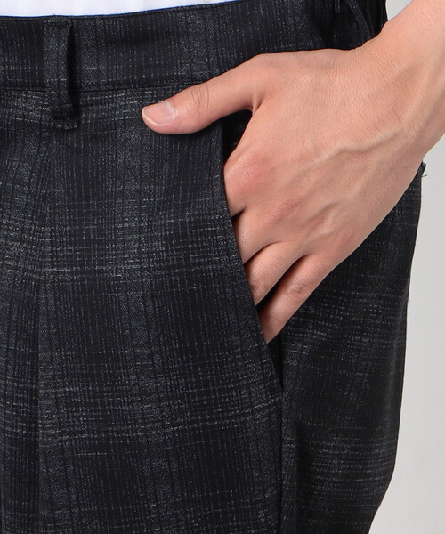 COMME CA ISM(コムサイズム)の「【セットアップ対応】 シャドーチェック タックテーパードパンツ(スラックス・メンズ・チェック・SMALL/MEDIUM/LARGE)」の12枚目の写真
