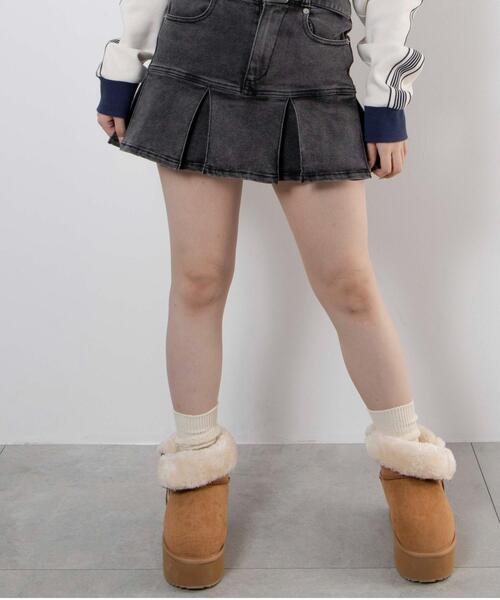 WEGO（ウィゴー）の「WEGO/折り返し厚底フェイクムートンブーツ（ブーツ・レディース・ベージュ/ブラック・MEDIUM/LARGE）」の14枚目の写真