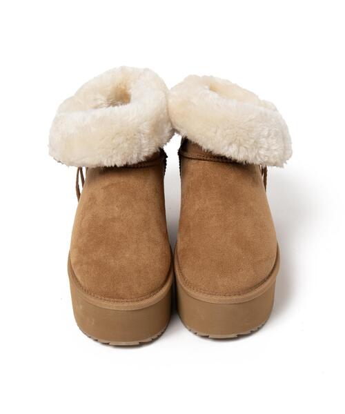 WEGO（ウィゴー）の「WEGO/折り返し厚底フェイクムートンブーツ（ブーツ・レディース・ベージュ/ブラック・MEDIUM/LARGE）」の21枚目の写真