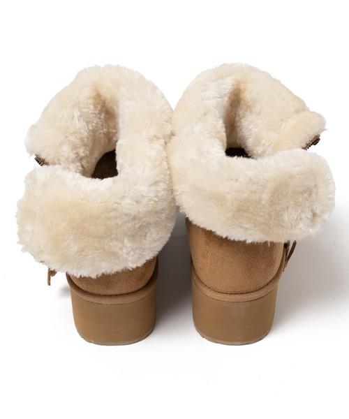 WEGO（ウィゴー）の「WEGO/折り返し厚底フェイクムートンブーツ（ブーツ・レディース・ベージュ/ブラック・MEDIUM/LARGE）」の7枚目の写真