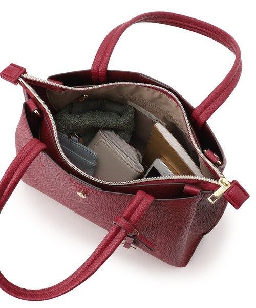 SHOO・LA・RUE(シューラルー)の「◆【軽量/2WAY】デイリーにも通勤にも ふわっと軽いトートバッグ(トートバッグ・レディース・ブラック/ワインレッド/グレー/ベージュ系4・00)」の14枚目の写真