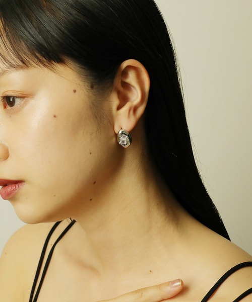 voov(ブーブ)の「ニュアンスメタル ビジュー コンビネーション ピアス 結婚式 お呼ばれ パーティー オケージョン(ピアス(両耳用)・レディース・シルバー/ゴールド・フリー)」の3枚目の写真