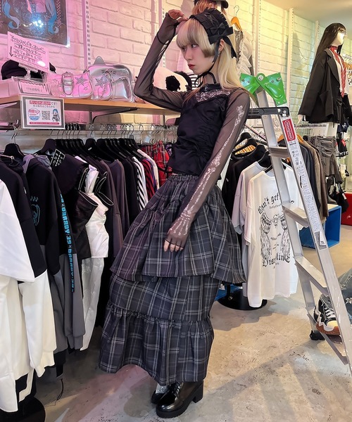 DARRDY（ダーディー）の「【DARRDY/ダーディー】肋骨デザイン長袖シアーカットソー（Tシャツ/カットソー・レディース・ブラック/アイボリー・ONESIZE）」の16枚目の写真