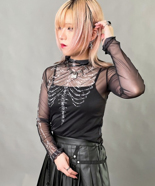 DARRDY（ダーディー）の「【DARRDY/ダーディー】肋骨デザイン長袖シアーカットソー（Tシャツ/カットソー・レディース・ブラック/アイボリー・ONESIZE）」の5枚目の写真