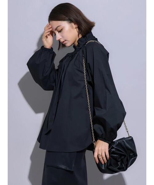 Te chichi（テチチ）の「モチーフチェーンショルダーバッグ（ハンドバッグ・レディース・ブラック/シルバー・F）」の2枚目の写真