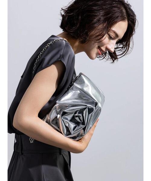 Te chichi（テチチ）の「モチーフチェーンショルダーバッグ（ハンドバッグ・レディース・ブラック/シルバー・F）」の3枚目の写真