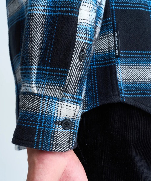 Quiksilver（クイックシルバー）の「DNA FLANNEL/クイックシルバーネルシャツ（シャツ/ブラウス・メンズ・ベージュ/ブラック・X-LARGE/LARGE/MEDIUM/SMALL）」の7枚目の写真