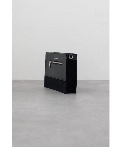 AZUL by moussy（アズールバイマウジー）の「スクエアクラッチバッグ（クラッチバッグ・メンズ・ブラック/オフホワイト・FREE）」の8枚目の写真