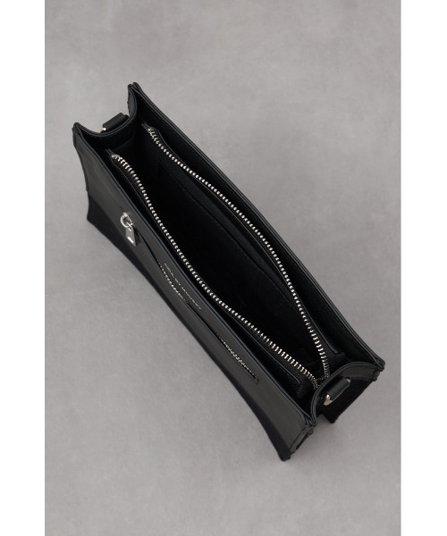 AZUL by moussy（アズールバイマウジー）の「スクエアクラッチバッグ（クラッチバッグ・メンズ・ブラック/オフホワイト・FREE）」の11枚目の写真