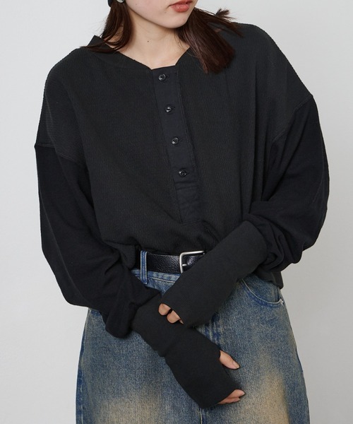 etsinta（エシンタ）の「【etsinta/エシンタ】リメイクワッフルヘンリーTee（Tシャツ/カットソー・レディース・グレー/オフホワイト/ブラック・ONE SIZE）」の4枚目の写真